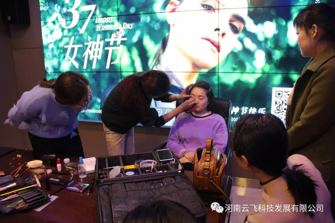 ���wŮ��(ji��) �y���˸�����